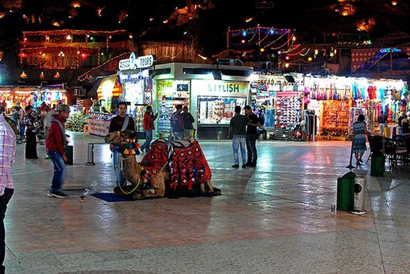 sharm-el-sheikh-old-market-wieczorem